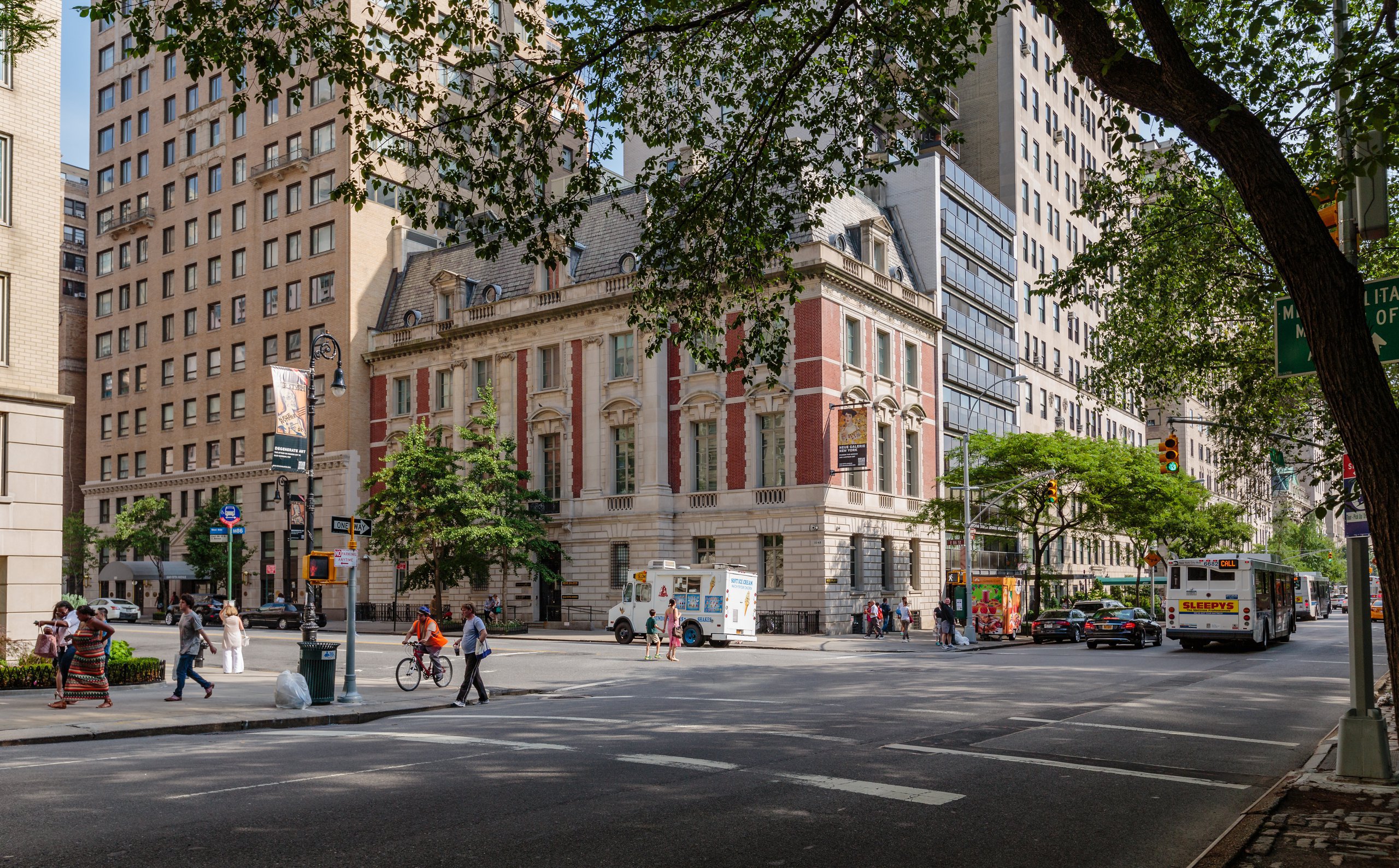 Neighborhood | 150 East 78th Street | Upper East Side